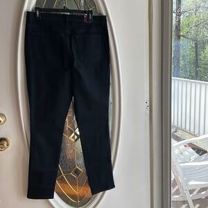 NWT Gloria Vanderbilt Skinny Jeans.